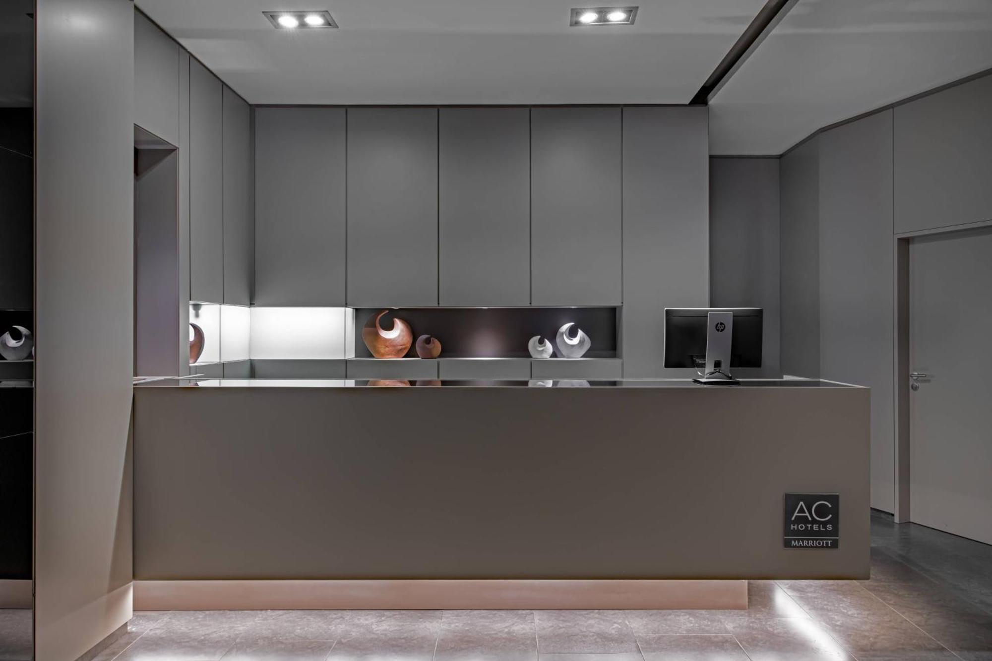 Ac Hotel Burgos By Marriott Eksteriør billede
